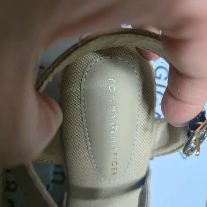 [BUNJANG] Tommy Hilfiger Espadrille Sandals / 타미힐피거 여름 샌들