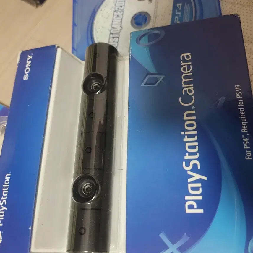[BUNJANG] PlayStation 4 (PS4) New Camera Bundle with Just Dance 2019 / ps4 신형카메라 박스셋 저스트댄스2019 같이팔아여 플스4