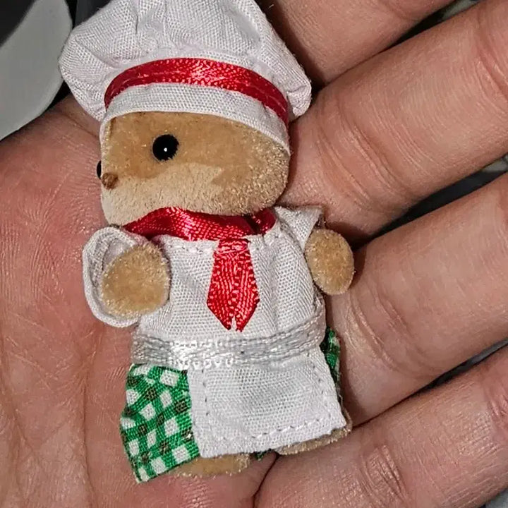 [BUNJANG] Sylvanian Families Angel-inus Collaboration Squirrel Chef / 실바니안 엔젤리너스 콜라보 팝업 다람쥐 셰프