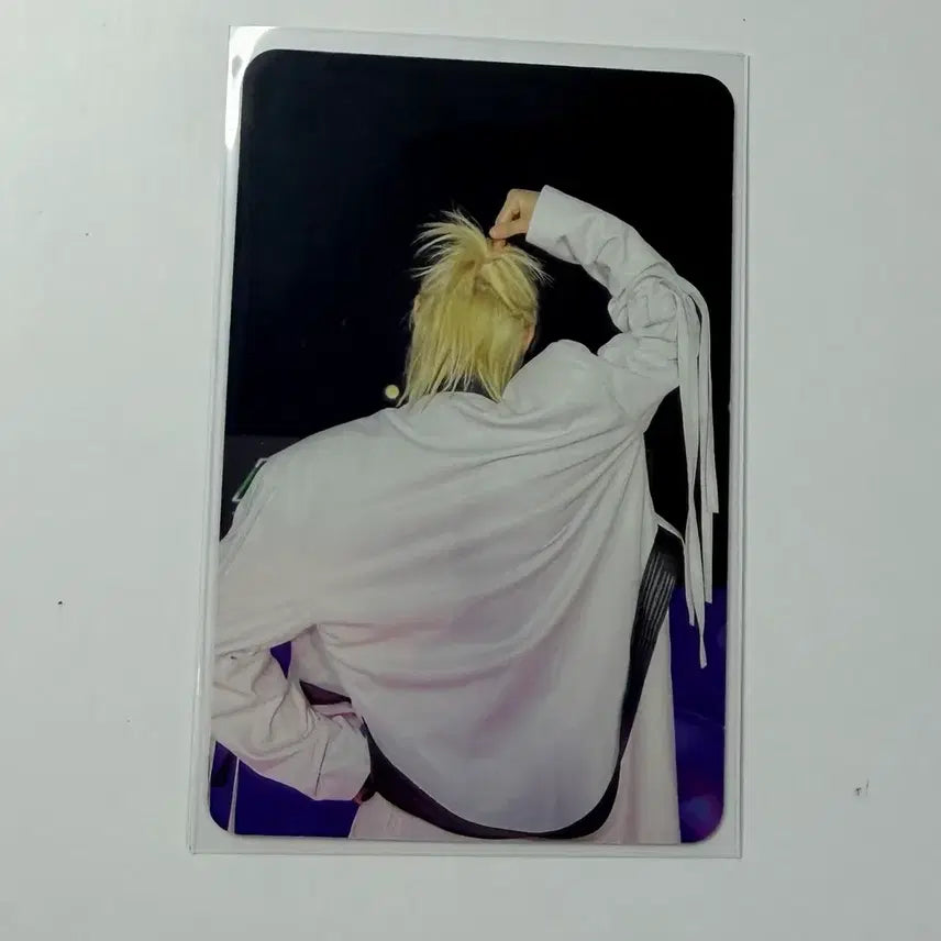 [BUNJANG] Stray Kids Felix Karma Ceremony Version Double-Sided Photocard / 스트레이키즈 카르마 CEREMONY 필릭스 양면포카