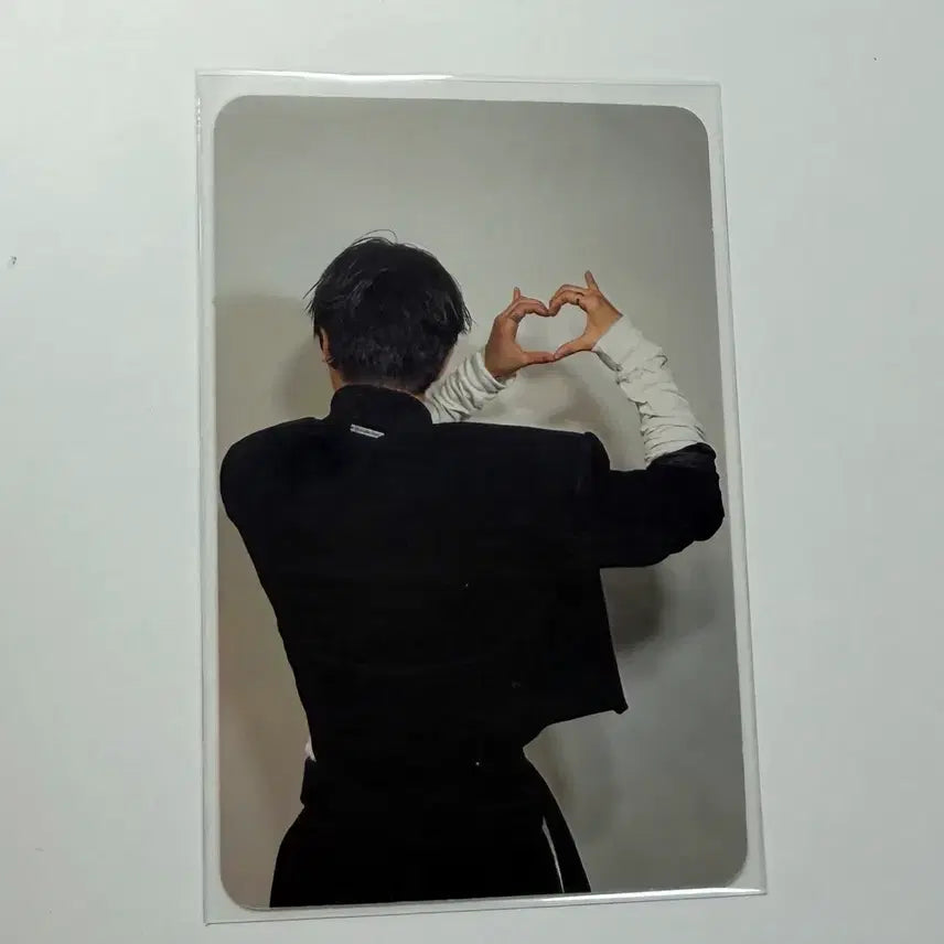 [BUNJANG] Stray Kids Han Karma Ceremony Ver. Double-Sided Photocard / 스트레이키즈 카르마 CEREMONY 한지성 양면포카