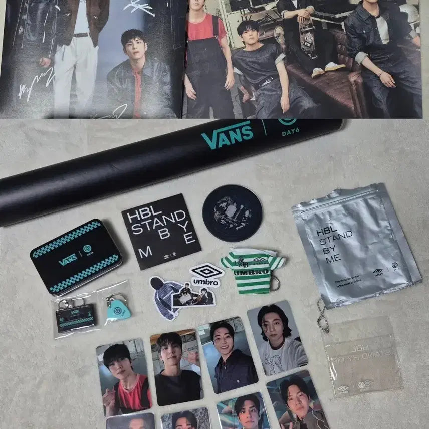 [BUNJANG] DAY6 Umbro Vans Poster Bundle Set / 데이식스 엄브로 반스 굿즈 포스터 일괄