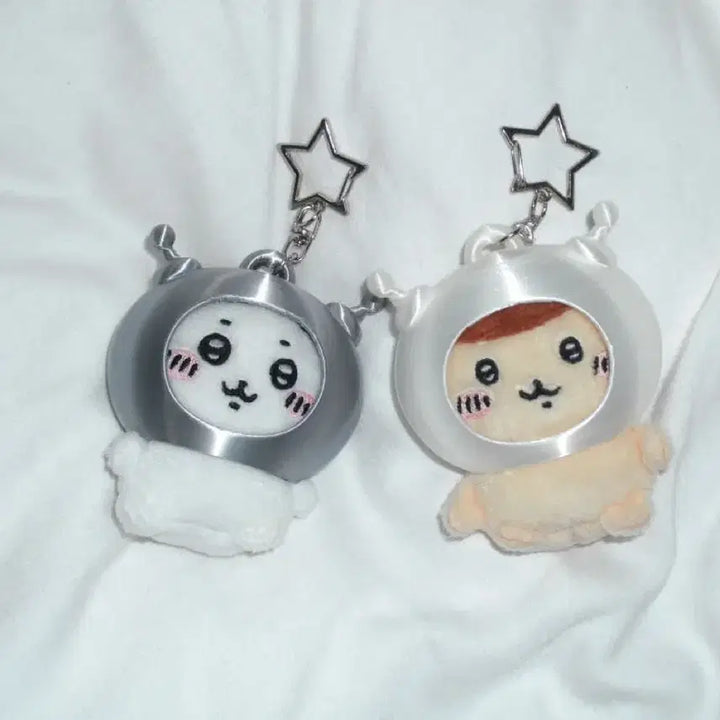 [BUNJANG] Meongju UFO Hat Keyring (Silver) / 멍주님 UFO+왹모자 판매 (실버)