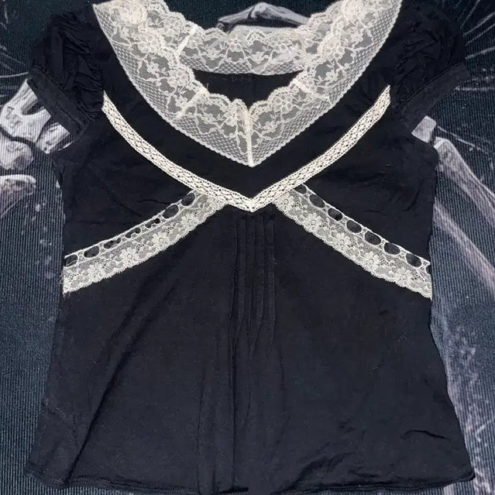 [BUNJANG] JILLSTUART Vintage Lace Puff Sleeve Top / JILLSTUART 대장 핀터깔 빈티지 레이스 탑