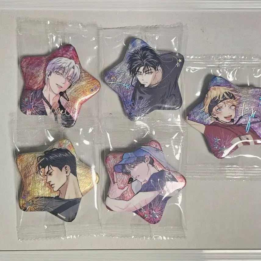 [BUNJANG] Resin Sparkles Can Badge Bundle Set (Yahuanbok/Love is Illusion) / 레진 스파클즈 캔뱃지 일괄 이사너 야화첩 R2R 리미티드런 사랑은환상