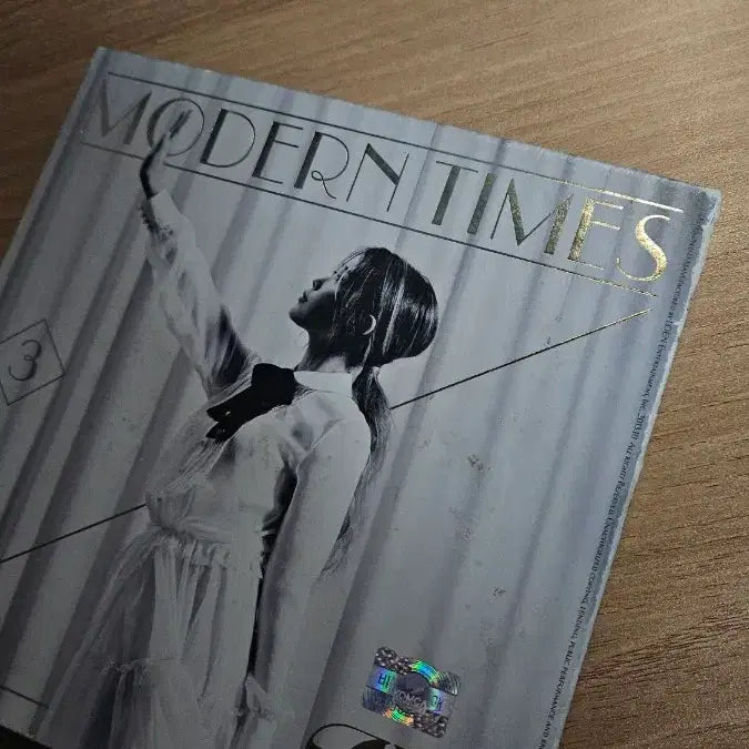 [BUNJANG] IU Signed Third Album &