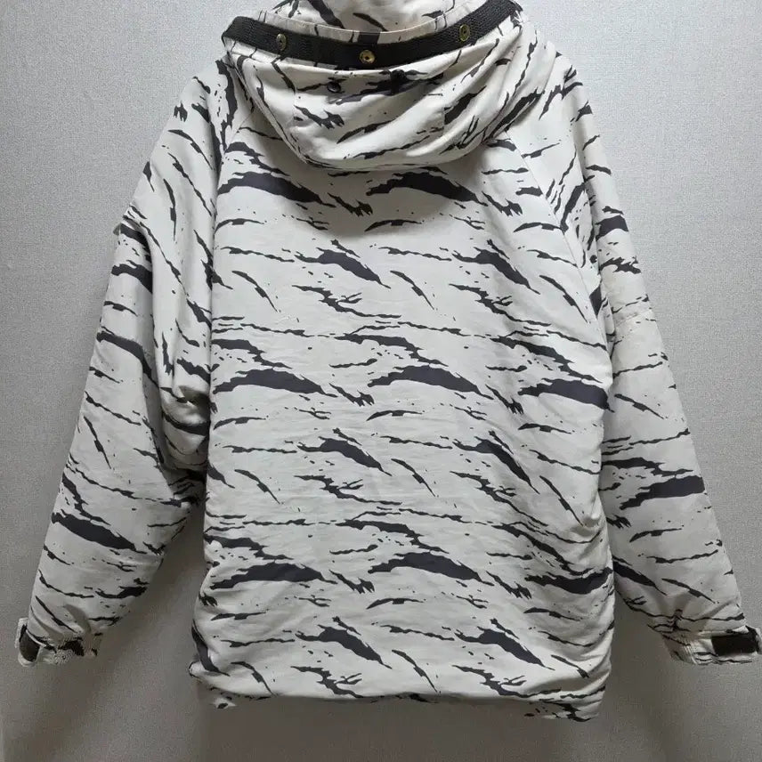 [BUNJANG] Stone Island Zebra Padded Jacket / 스톤아일랜드 지브라 패딩