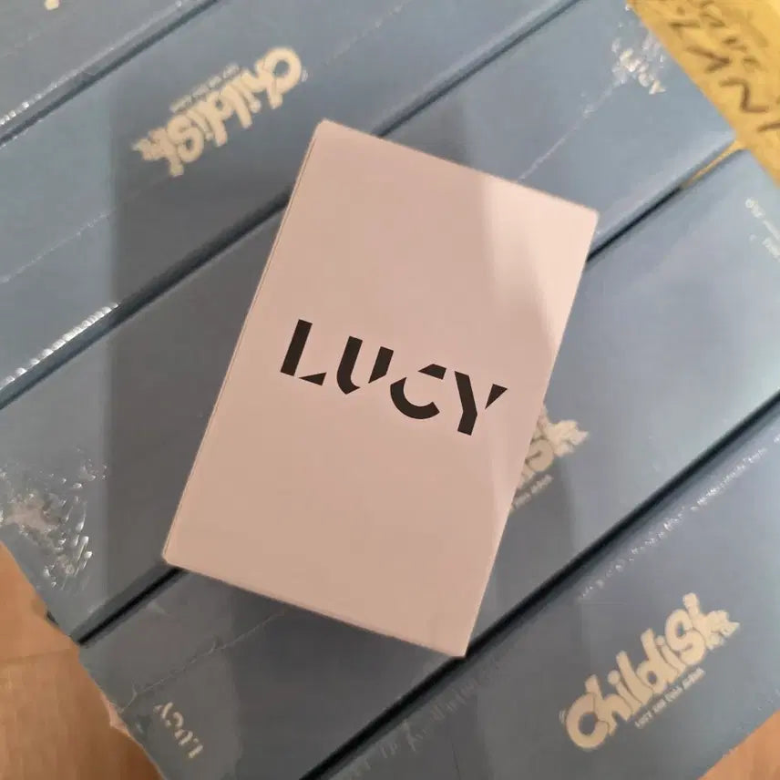 [BUNJANG] LUCY Childish Album Photocard / 루시 차일디쉬 LUCY Childish 앨범 개봉 미개봉 양도