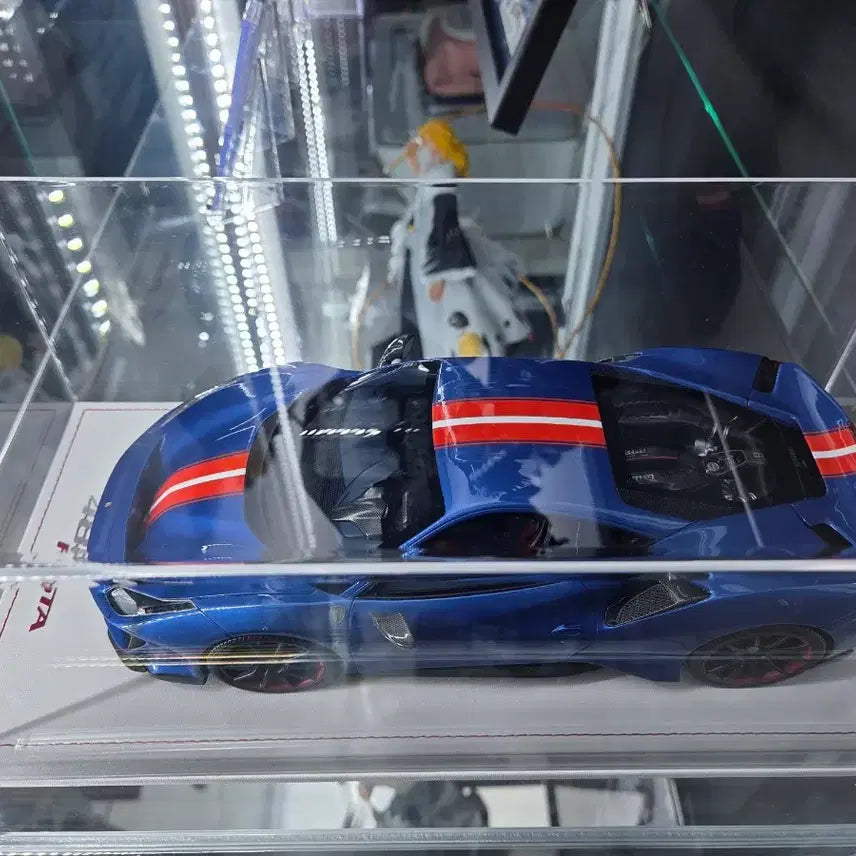 [BUNJANG] MR Collection Ferrari 488 Pista 1:18 Scale Resin Model / mr 페라리 488 피스타 1:18