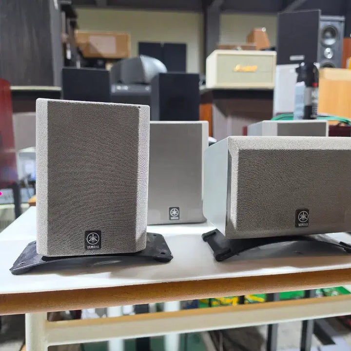 [BUNJANG] Yamaha Mini Speaker Set (1 Center, 2 Bookshelf, 2 Rear) / yamaha 미니 스피커 (센터1 북쉘프2 리어2)