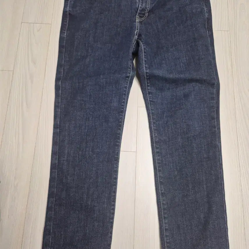 [BUNJANG] Guess x Uniqlo Denim Jeans Bundle Set / Guess, 유니클로 데님 4벌 (32)
