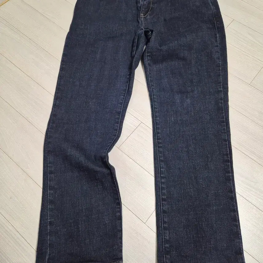 [BUNJANG] Guess x Uniqlo Denim Jeans Bundle Set / Guess, 유니클로 데님 4벌 (32)