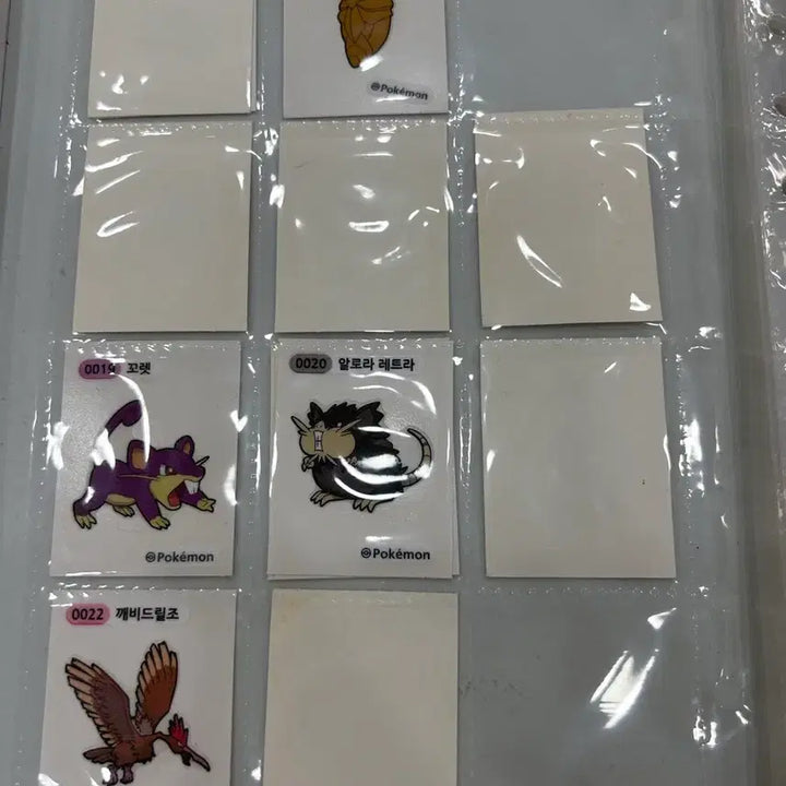 [BUNJANG] Pokemon "Tteok-bok-gi-ddal" Stickers Bundle Set (Approx. 130 pcs) / 포켓몬 띠부씰 약 130장 일괄