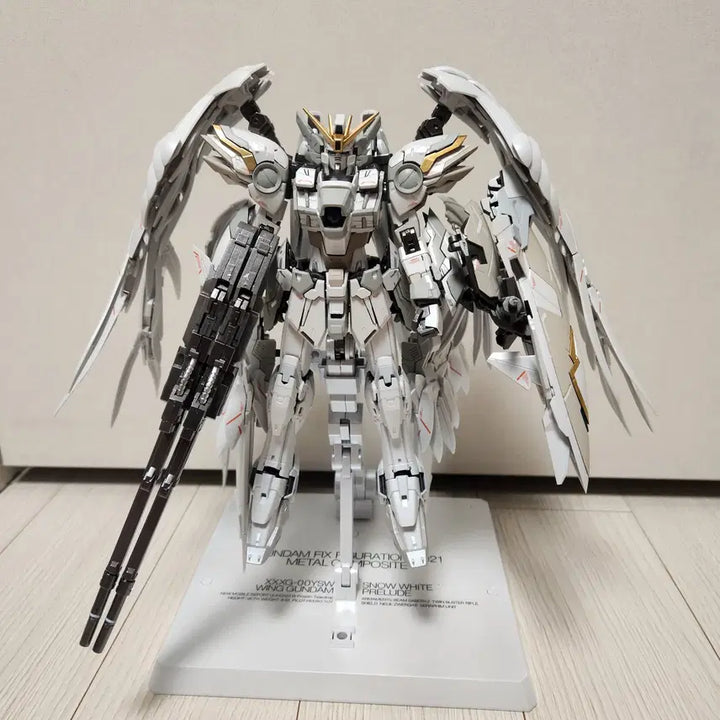 [BUNJANG] MG Wing Gundam Snow White Prelude Painted Model / mg 윙건담 스노우 화이트 프렐류드 도색작