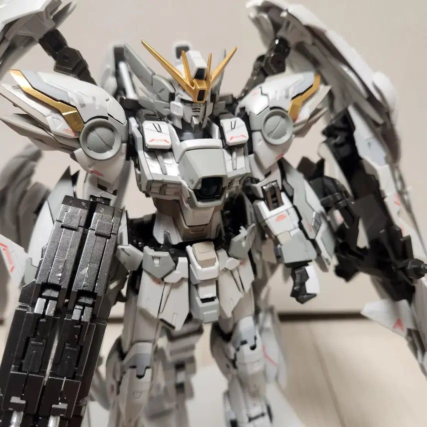 [BUNJANG] MG Wing Gundam Snow White Prelude Painted Model / mg 윙건담 스노우 화이트 프렐류드 도색작