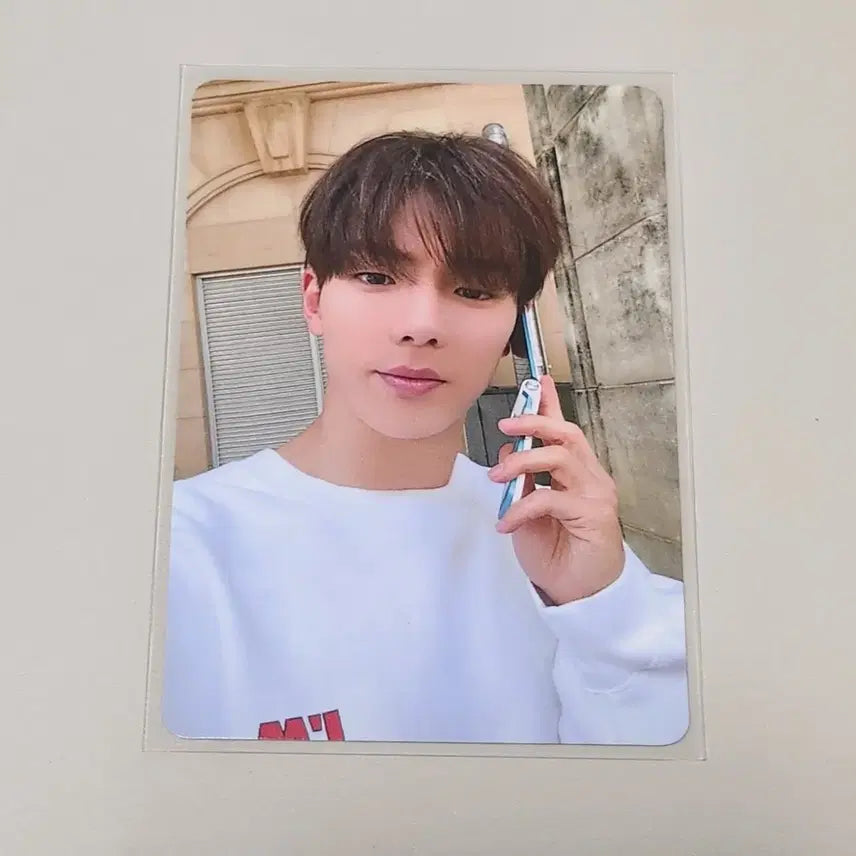 [BUNJANG] MONSTA X Shownu Tower Records POB Photocard / 몬스타엑스 셔누 타워레코드 특전 포카