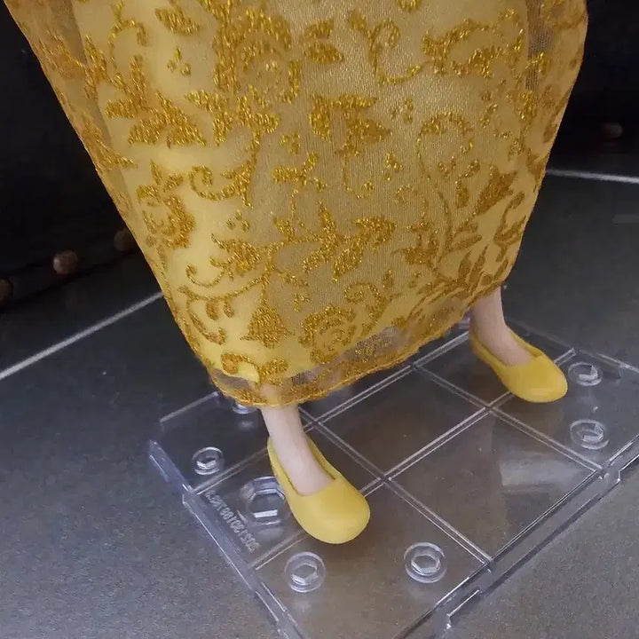 [BUNJANG] Disney Snow White Doll Figure with Apple Basket / 디즈니 백설공주 인형 피규어