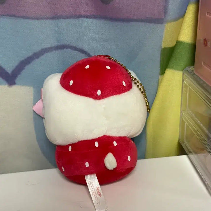 [BUNJANG] Kitty Strawberry Mochi Mascot / 키티 딸기모찌 마스코트