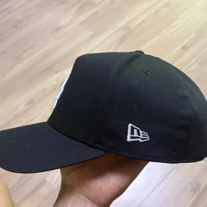 [BUNJANG] New Era LA Dodgers K-Frame Ball Cap Black M/L / 뉴에라 LA다저스 k프레임 볼캡 블랙 M/L