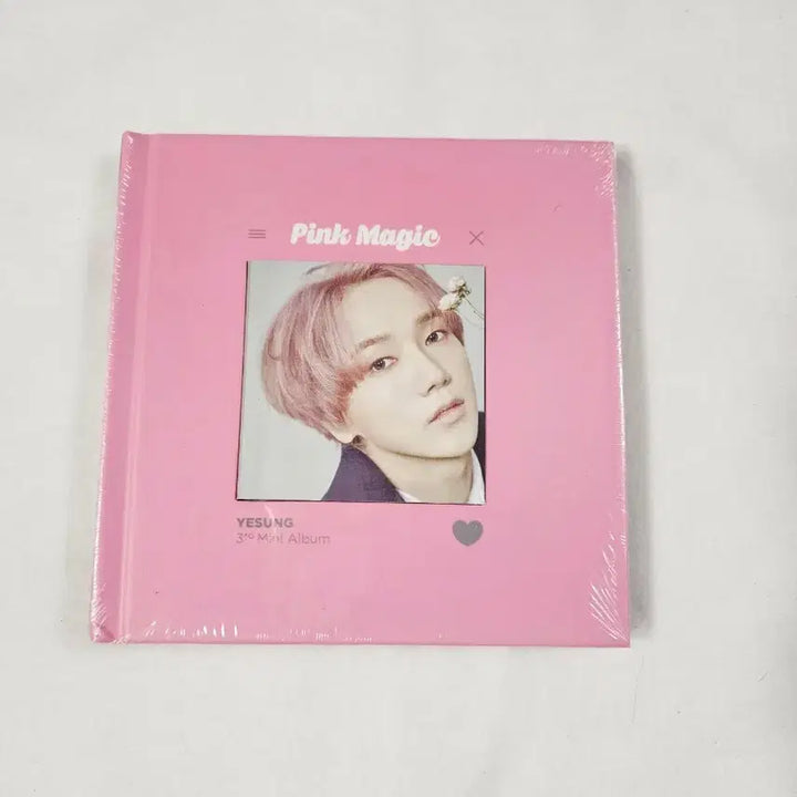 [BUNJANG] Super Junior Yesung Pink Magic Sealed Version Photocard / 슈퍼주니어 예성 핑크매직 미개봉 양도 합니다