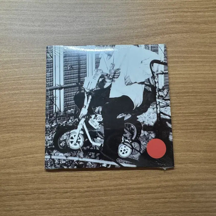 [BUNJANG] Kim Xiya Dog Sealed Album / 김심야 dog 미개봉