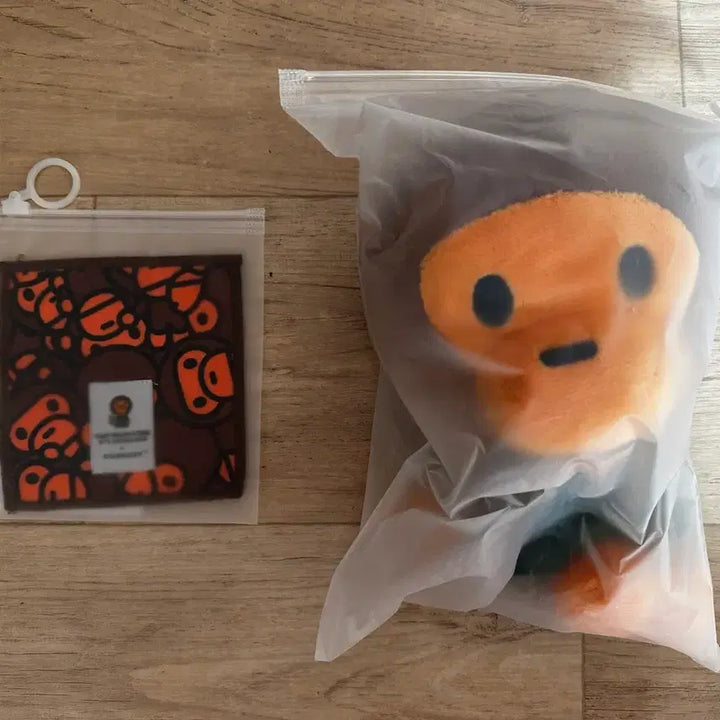 [BUNJANG] BAPE x Starbucks Collaboration Plush Doll &amp; Coaster Set / 베이프 x 스타벅스 콜라보 인형 + 코스터