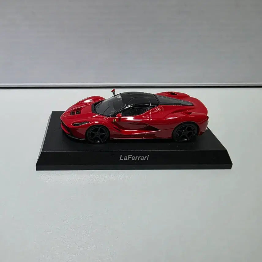 [BUNJANG] Kyosho 1/64 LaFerrari Diecast Model / 할인 1/64 다이캐스트 교쇼 라페라리