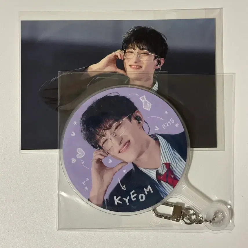 [BUNJANG] SEVENTEEN DK Mini Uchiwa / 세븐틴 도겸 DK 미니 우치와