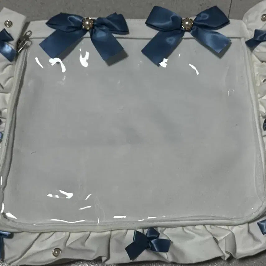 [BUNJANG] Jacomart A4 Frill Itabag White Limited Smoke Blue / 자카마트 A4 이타백 프릴 화이트 리미티드 스모크 블루