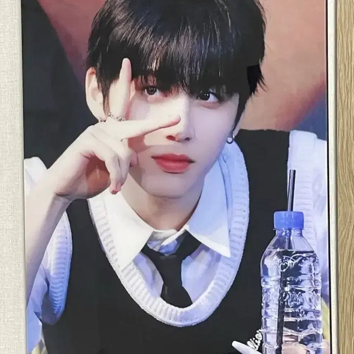 [BUNJANG] BOYNEXTDOOR Taesan Birthday Cafe Acrylic Frame / 보넥도 태산 생카 아크릴 액자 팝니다