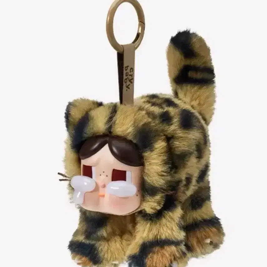 [BUNJANG] Pop Mart Crybaby Wildcat Secret Keychain / 팝마트 크라잉베이비 와일드캣 시크릿 키링