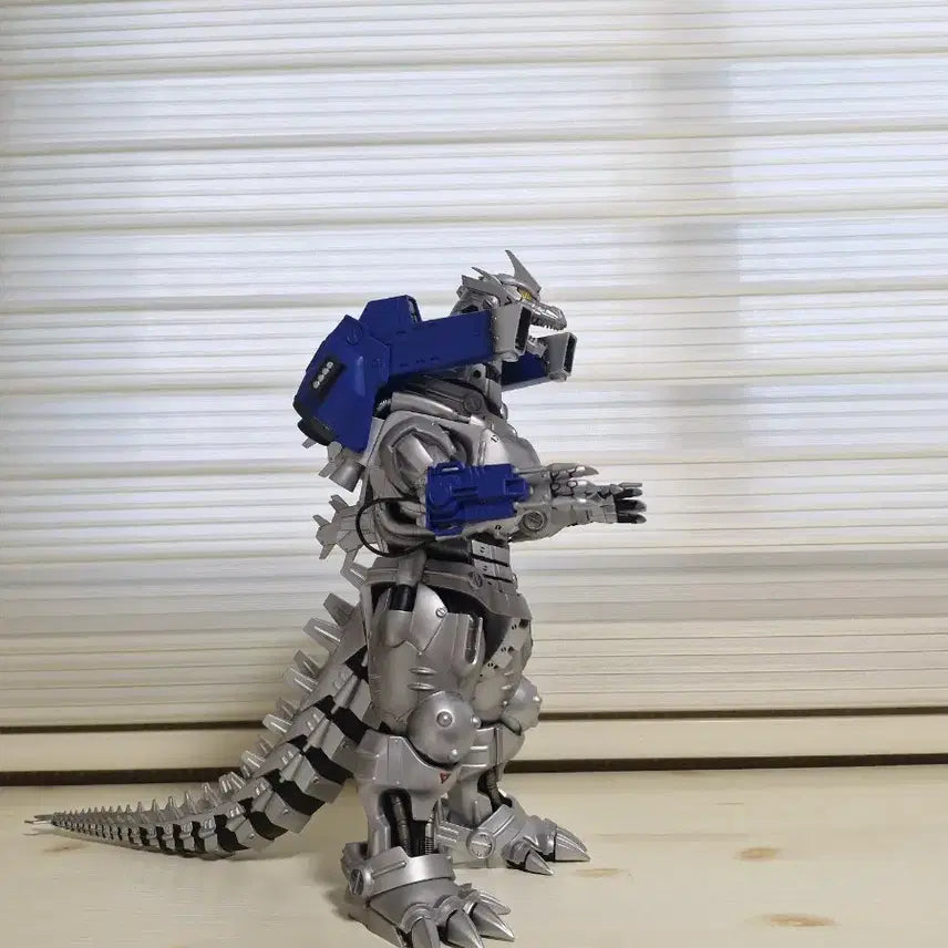 [BUNJANG] X-Plus 2002 Mechagodzilla Figure / X-Plus 엑스플러스 2002 메카고질라