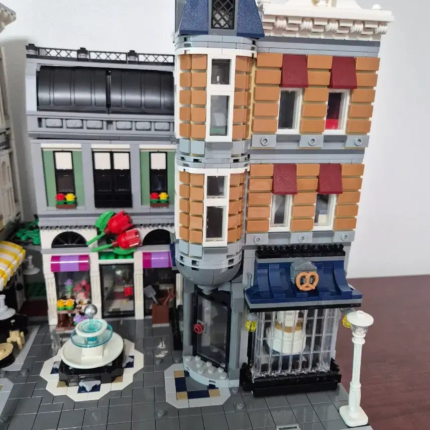 [BUNJANG] LEGO Creator Expert 10255 Assembly Square / 레고 10255어셈블리 스퀘어