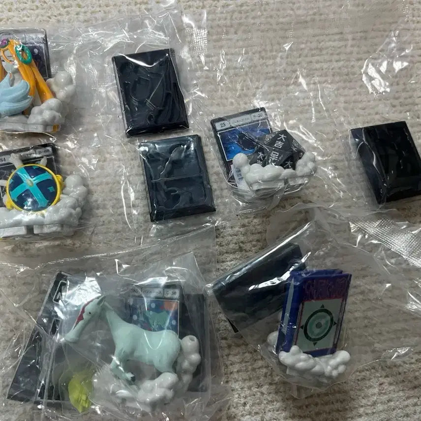 [BUNJANG] Hunter x Hunter Greed Island GI Gacha Full Set (Sealed) / 미개봉/5종세트) 헌터헌터 그리드아일랜드 GI 가챠 풀셋
