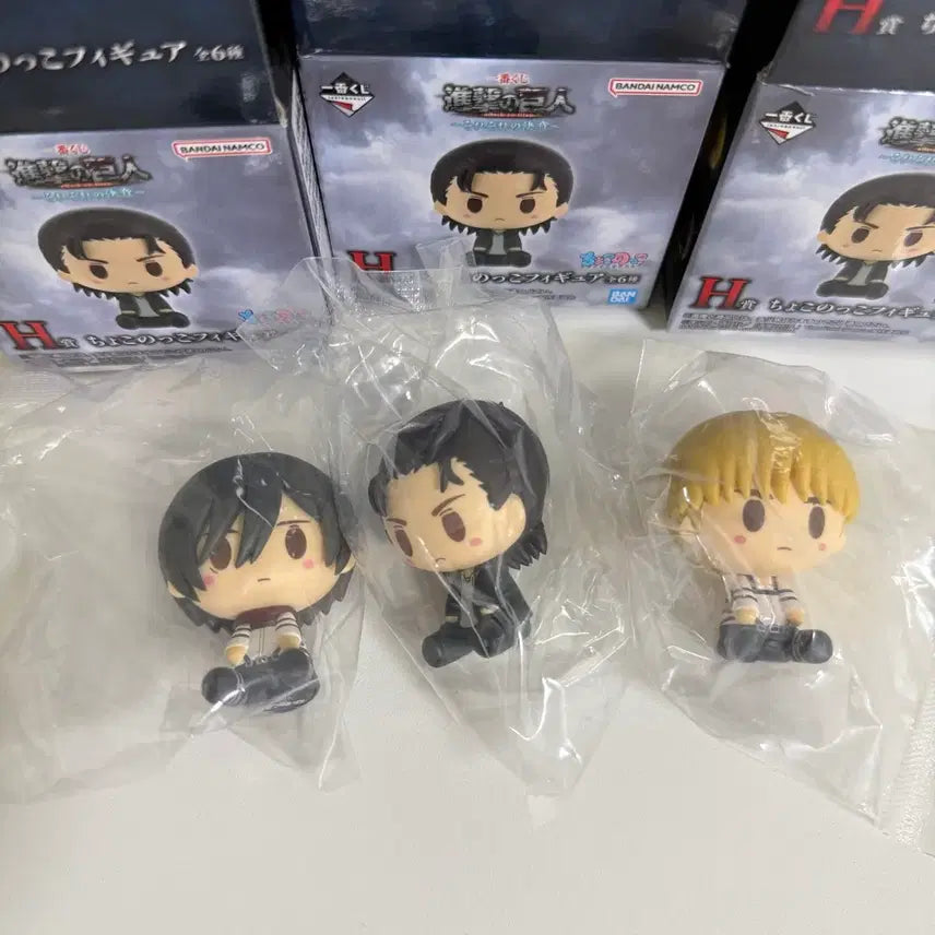 [BUNJANG] Attack on Titan Ichiban Kuji Chocolat Noko H Prize Set / 진격거 제일복권 H상 초코노코 3종 일괄
