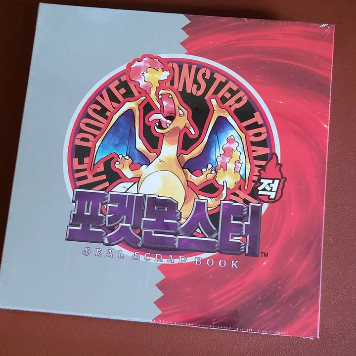 [BUNJANG] Pokemon 30th Anniversary Charizard Sticker Book / 포켓몬스터 30주년 리자몽 띠부씰북 판매합니다