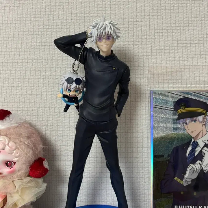 [BUNJANG] Jujutsu Kaisen Gojo Satoru Vivit Figure with Keychain / 주술회전 고죠 vivit 피규어