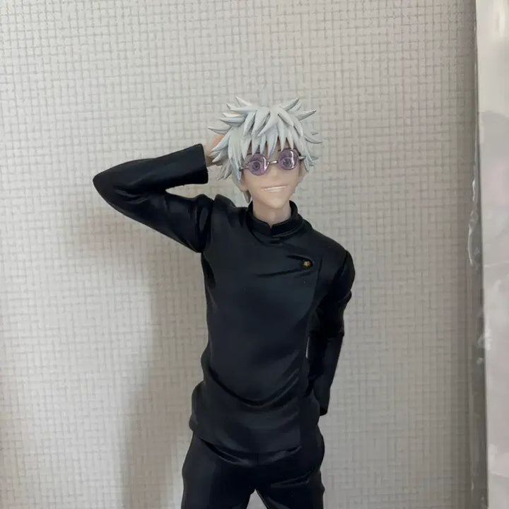 [BUNJANG] Jujutsu Kaisen Gojo Satoru Vivit Figure with Keychain / 주술회전 고죠 vivit 피규어