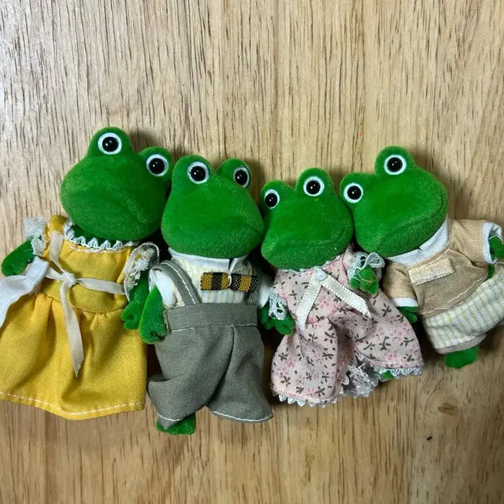 [BUNJANG] Sylvanian Families Frog Family Set / 올드 실바니안 개구리 가족