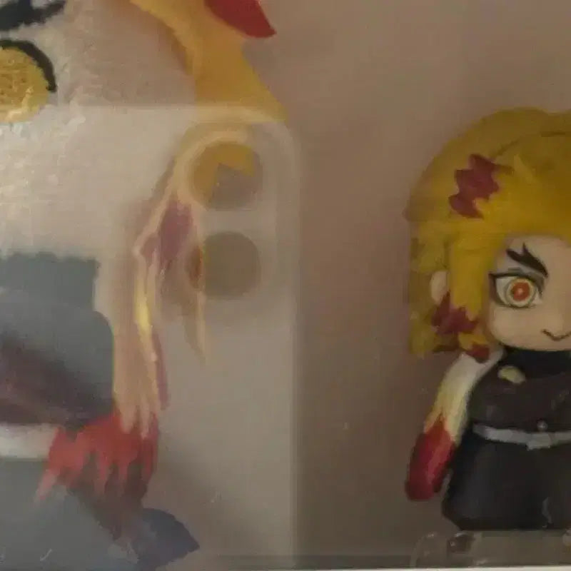 [BUNJANG] Demon Slayer Kimetsu no Yaiba: Tengen Uzui Mini Figure / 귀멸의 칼날 나라분데스 2탄 가챠 렌고쿠 미니 피규어
