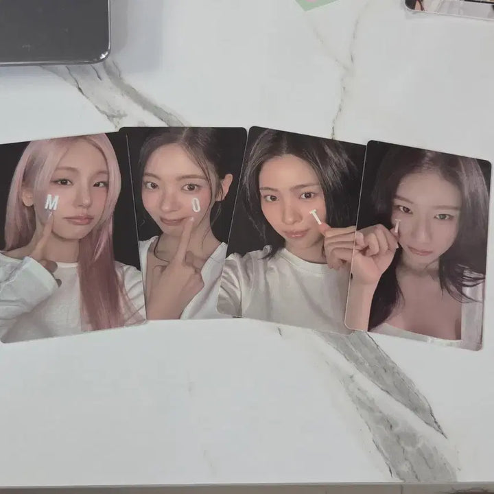[BUNJANG] ITZY Motto Alphabet Version Photocard Yeji Lia Ryujin Chaeryeong / itzy 있지 motto 알파벳 버전 포카 예지 리아 류진 채령