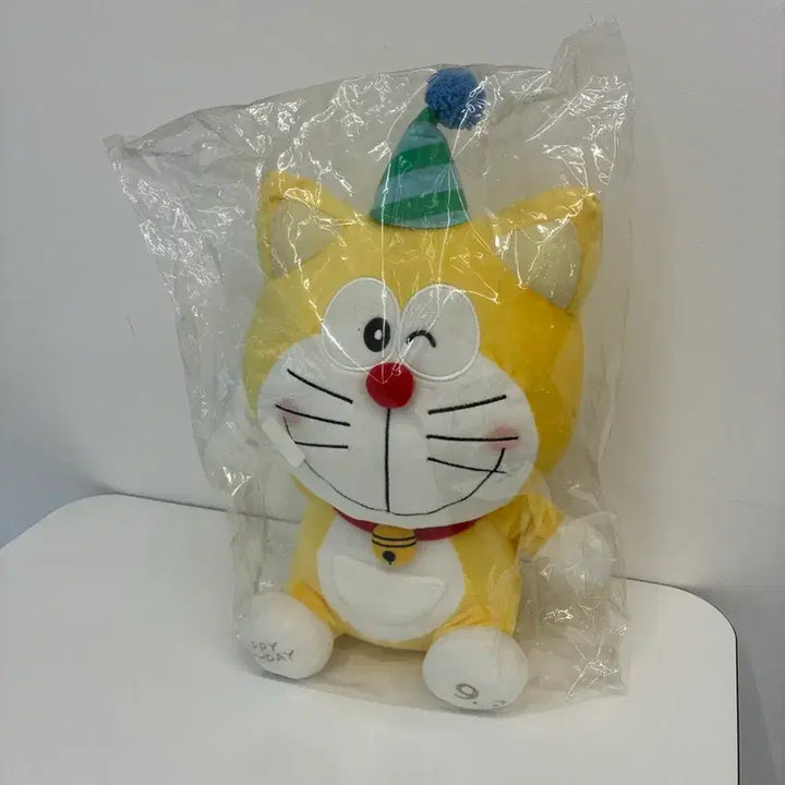 [BUNJANG] Happy Birthday Yellow Emong / 해피벌스데이 노란에몽