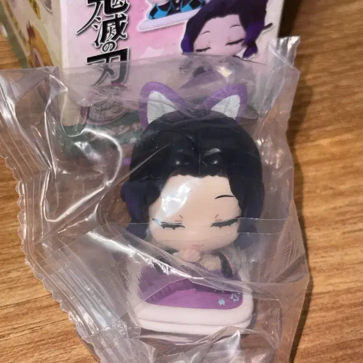 [BUNJANG] Demon Slayer Shinobu Onemutan Figure (Sealed) / 미개봉) 귀칼 귀멸의칼날 오네무탄 피규어 시노부