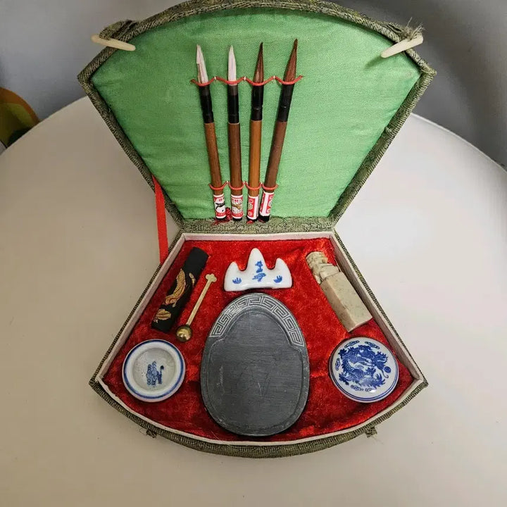 [BUNJANG] Four Brush, Ink Stone, Ink Stick, and Seal Calligraphy Set / 문방사우 세트 붓 먹 도장 포함