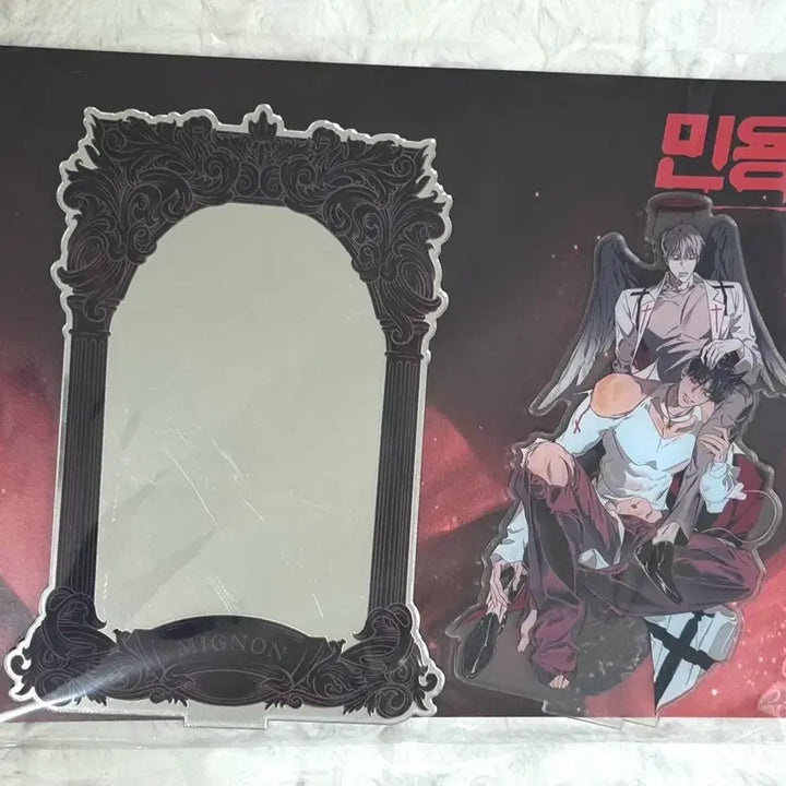 [SOLD OUT] 모펀 민용 거울 아크릴스탠드 특전 일괄