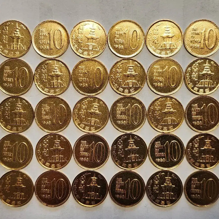 [BUNJANG] 1968 10 Won Coin Bundle (30 pieces) / 특년도/1968년 10원 30점