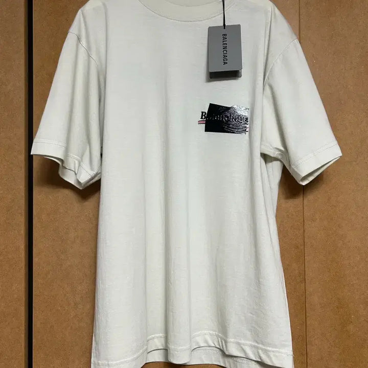 [SOLD OUT] 발렌시아가 유니섹스 반팔 S 새상품(6월까지세일)