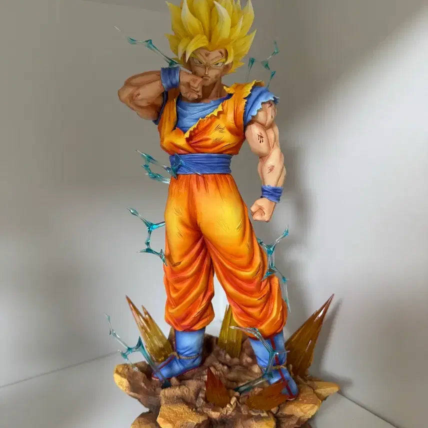 [BUNJANG] Dragon Ball Super Saiyan 2 Goku Resin Figure / 드래곤볼 초사이언2 손오공 레진 피규어