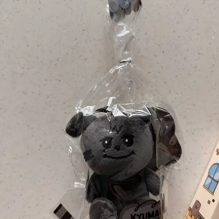 [BUNJANG] Qoobee Bakery Tan Doll Keychain (Sealed) / 탄 규매키링