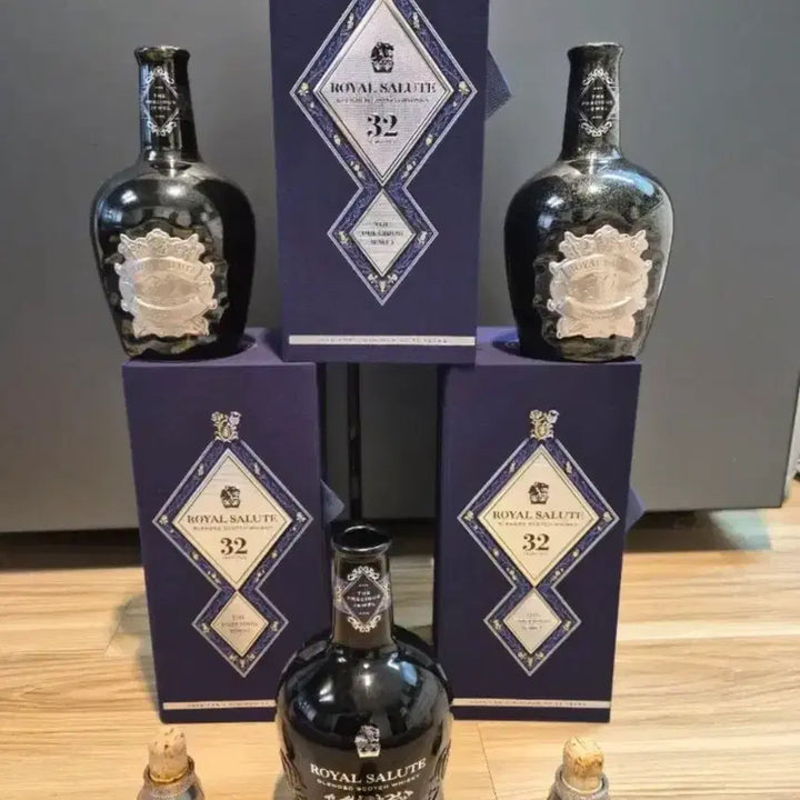 [BUNJANG] Royal Salute 32 Year Old Whisky Full Set Empty Bottle / 로얄살루트 32년 위스키 풀세트 공병입니다